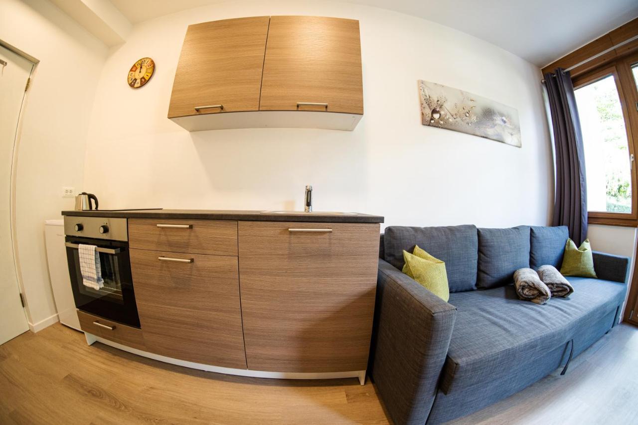 Flow Apartments Winkel Studio Merano Exterior foto